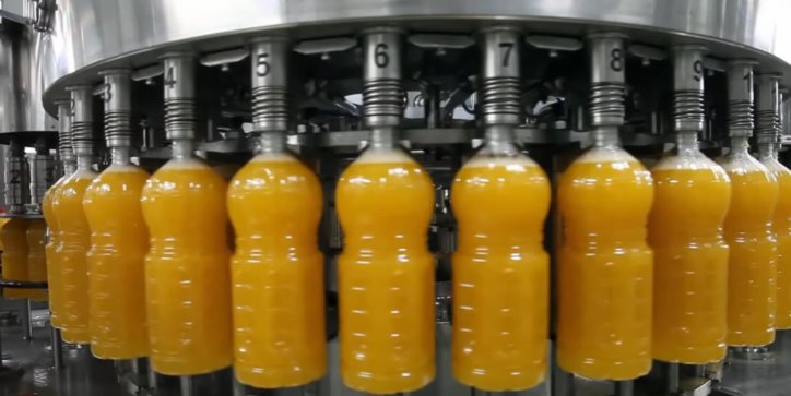 máquina llenadora de botellas de jugo de naranja